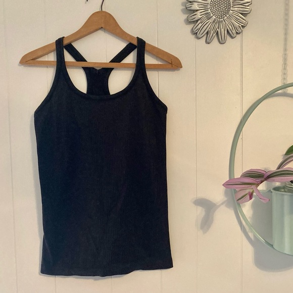 lululemon athletica Tops - Lululemon Ebb To Street Tank | *No inner bra* | 8